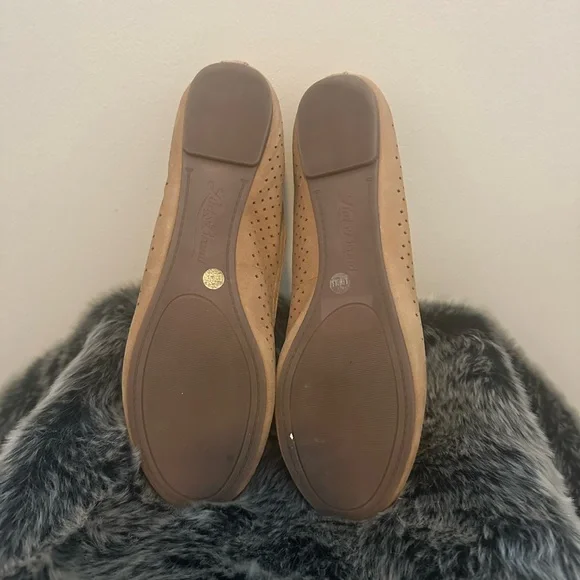 Lucky Brand Women's Tan Ballet Flats Size 8.5 - Picture 2 of 6